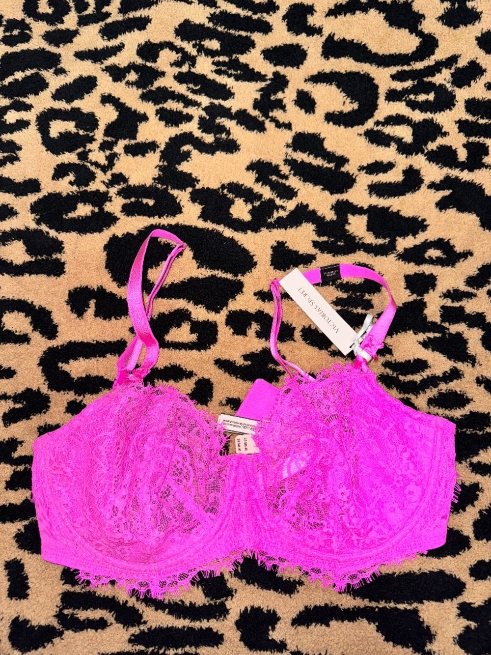 NWT Victoria's Secret Dream Angels Push-Up Without Padding Bra - 36DD